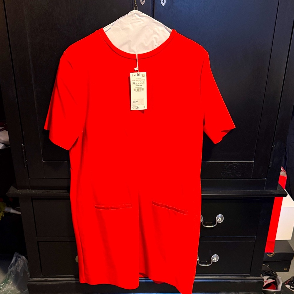Zara Vibrant Red Short Sleeve Tee